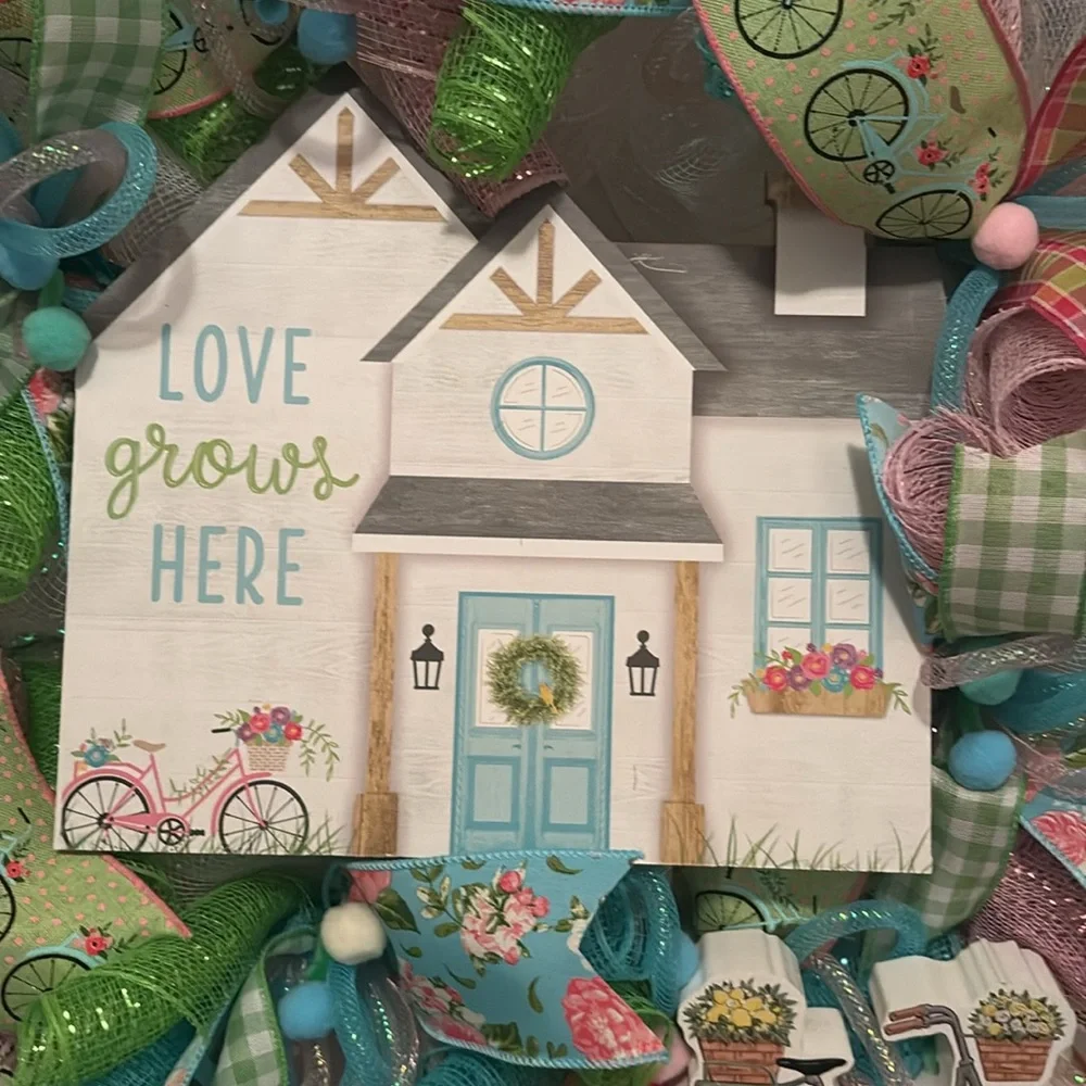 Love Grows Here wreath
